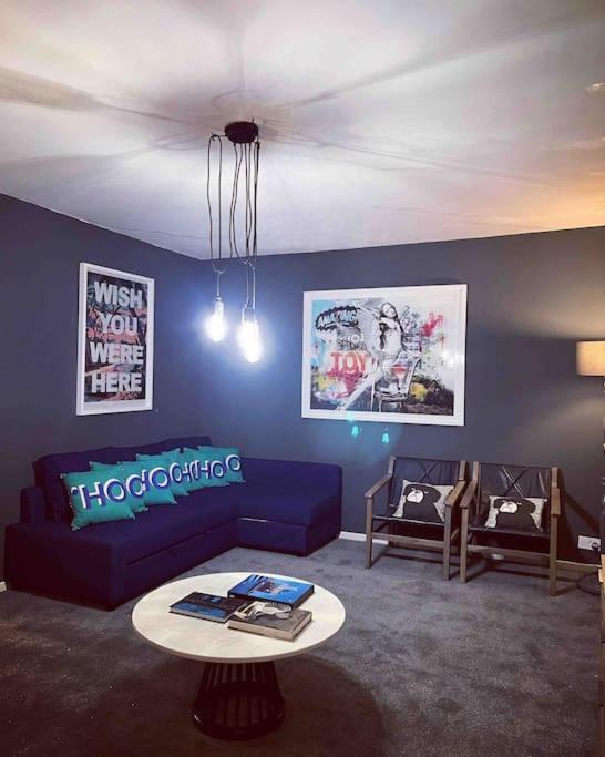 Chester/Handbridge Sleeps 9 + Netflix Hough Green Extérieur photo