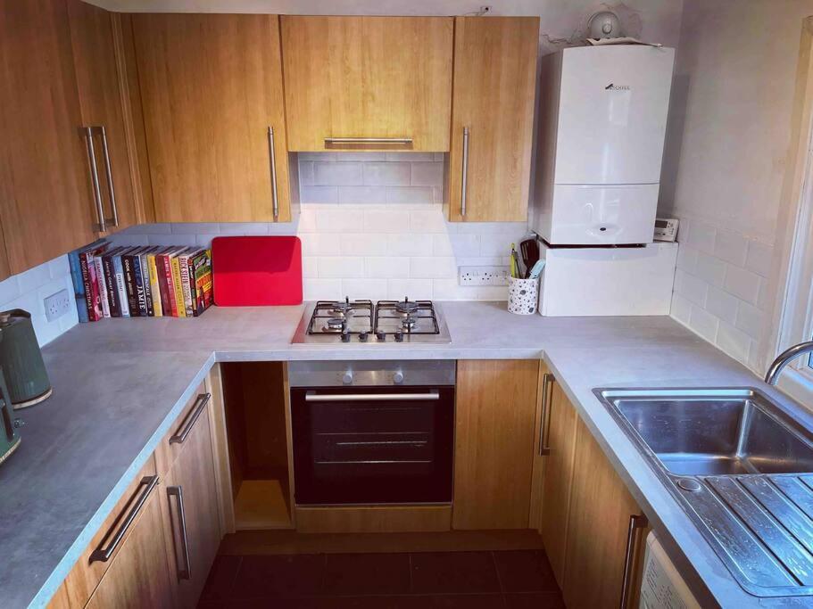 Chester/Handbridge Sleeps 9 + Netflix Hough Green Extérieur photo