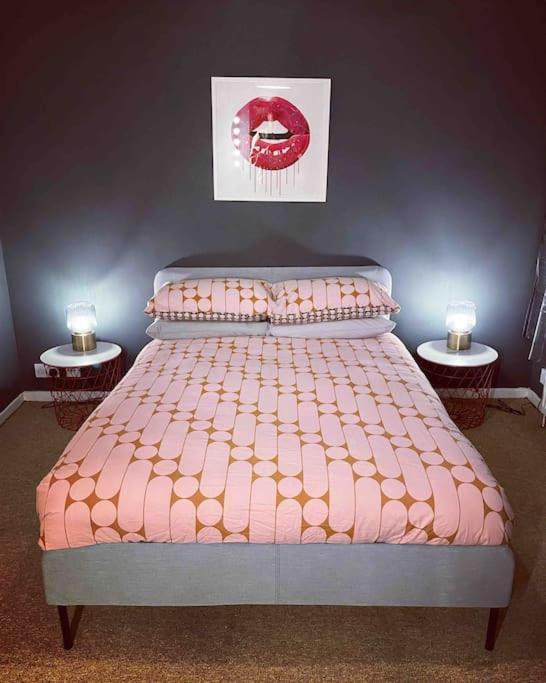 Chester/Handbridge Sleeps 9 + Netflix Hough Green Extérieur photo